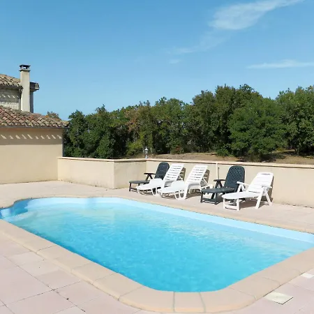 Prázdninový dům Ferienhaus Mit Pool Sainte Alauzie 400s *
