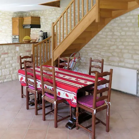 Prázdninový dům Ferienhaus Mit Pool Sainte Alauzie 400s